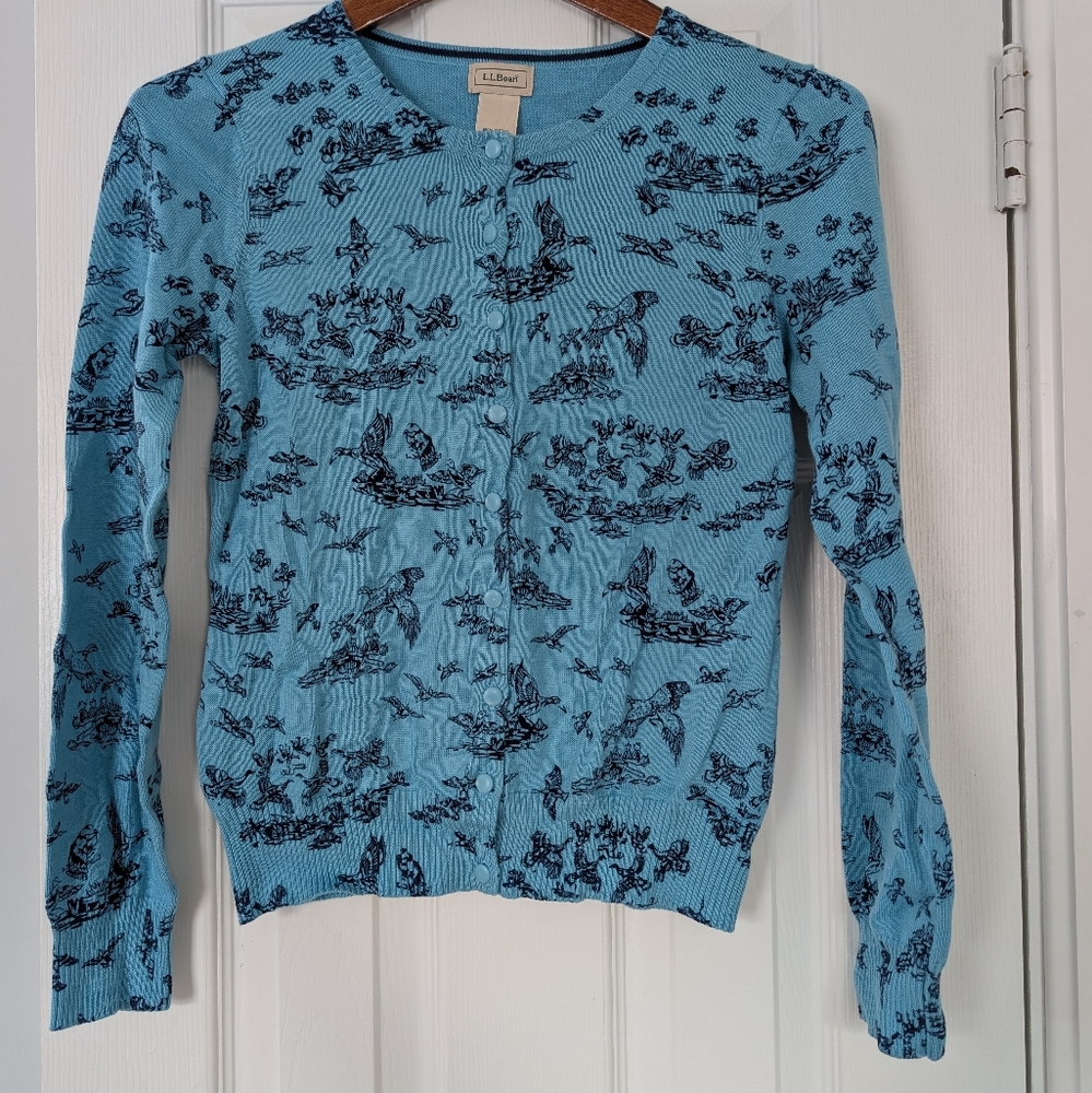 LL Bean Blue Duck Print Cardigan